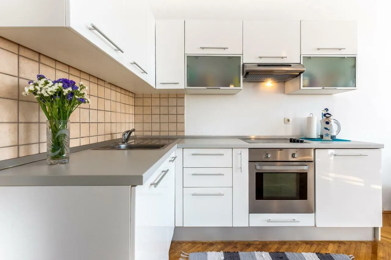 Apartmen Beli Rijeka